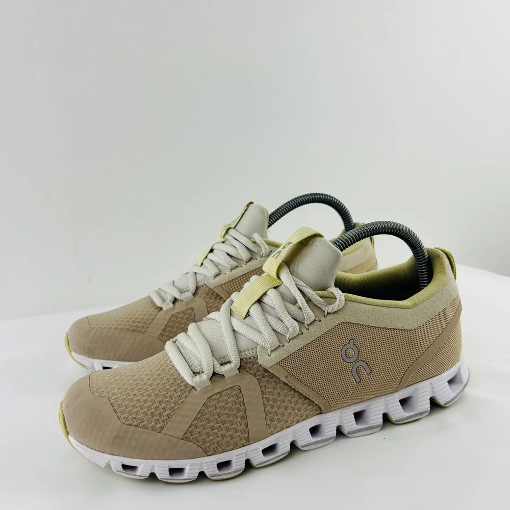 On Cloud Running Women's Haze Sand Athletic Shoes Sneakers Comfort Size 9